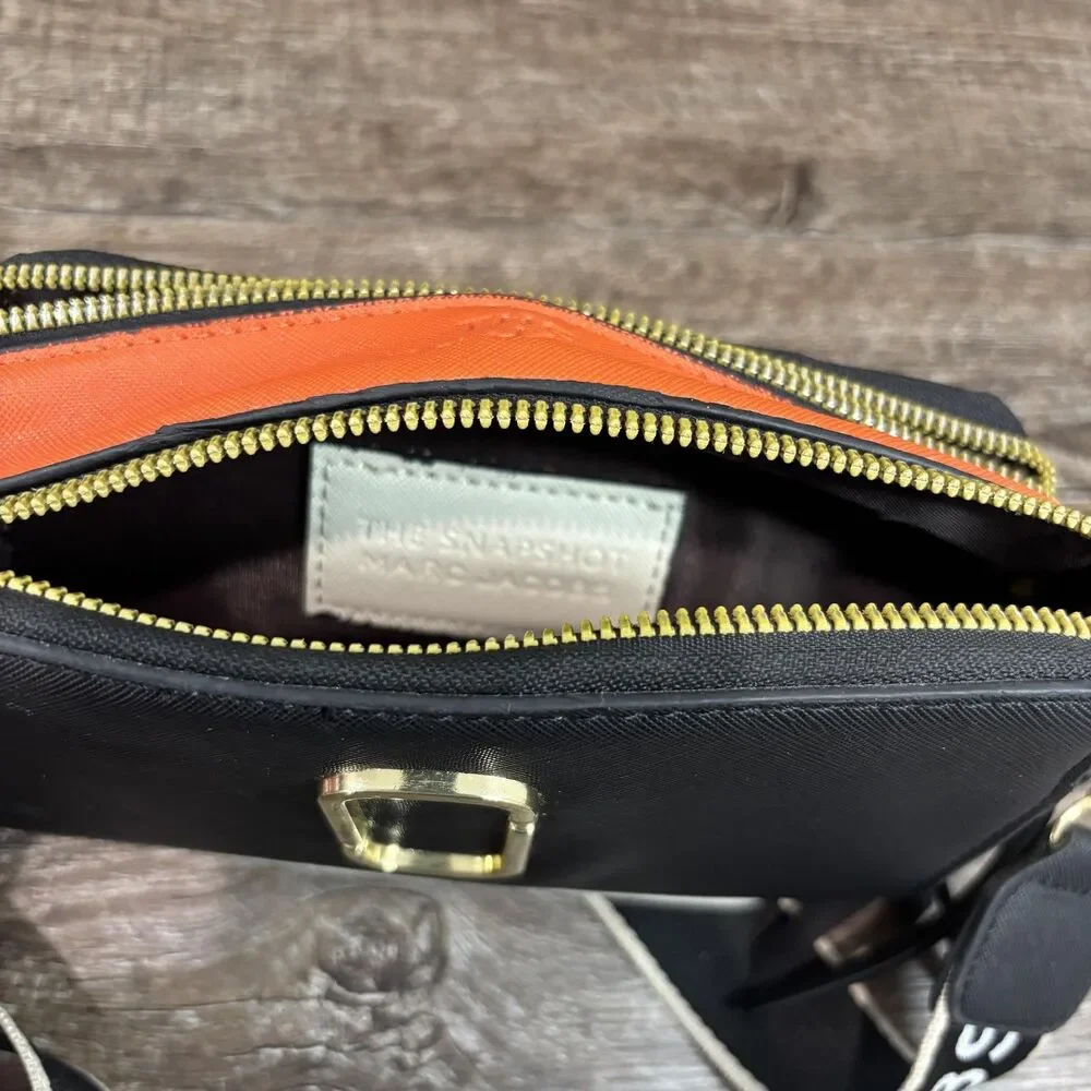 Marc Jacobs flaws this
